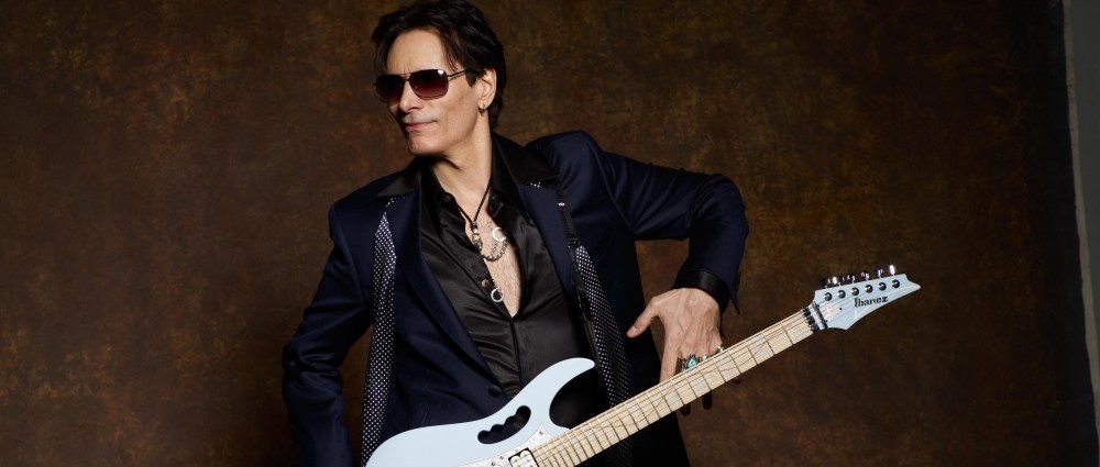 STEVE VAI míří do Prahy. Vystoupí v ní 21. června