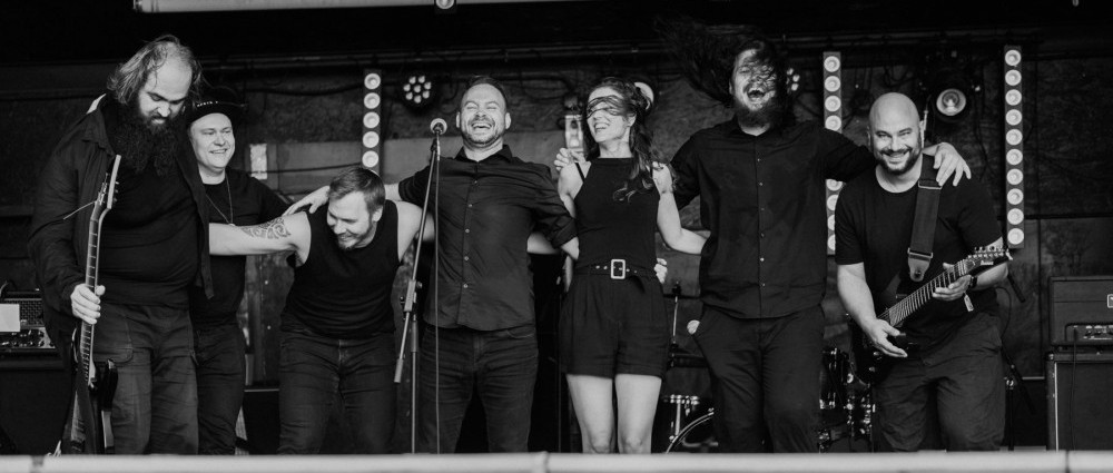 APRIL WEEPS uvádějí nový videoklip Good Vibes Only